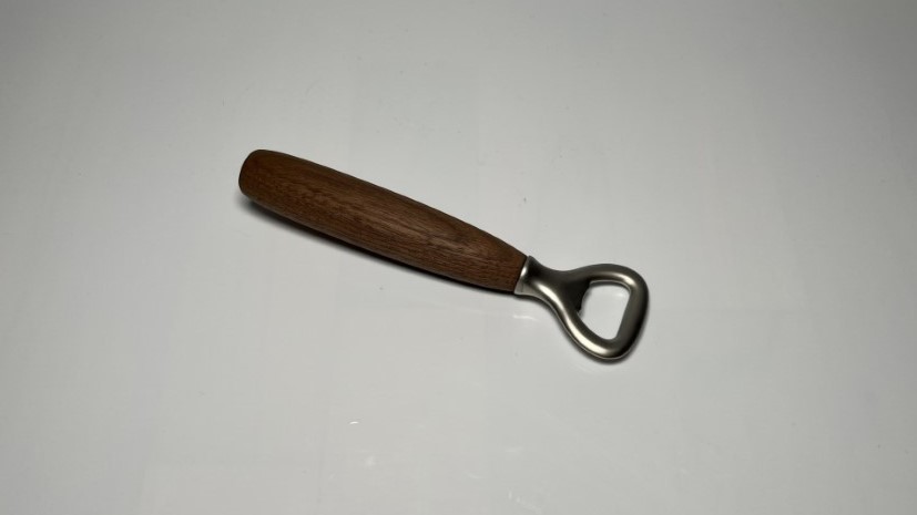 Flaschenöffner mit Griff Nuss (2)