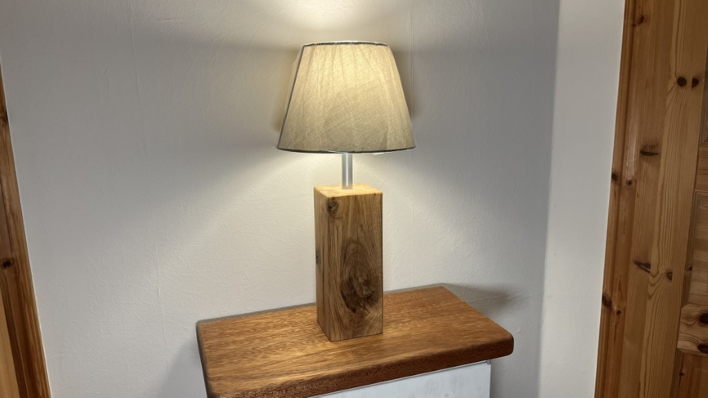 Tischlampe Eiche Ast (1)