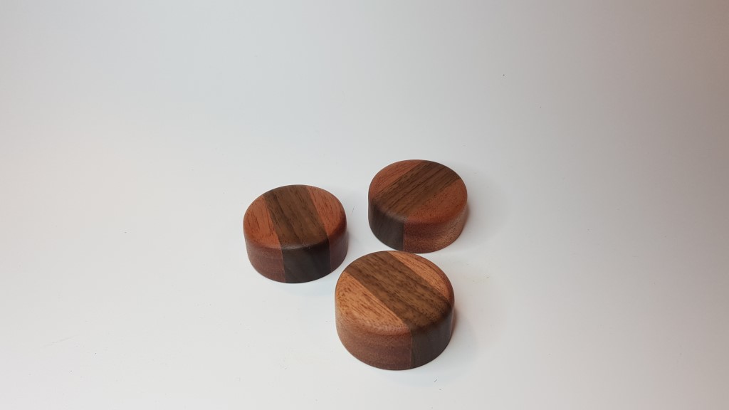 Flaschenöffner rund - Mahagoni, Nuss (2)