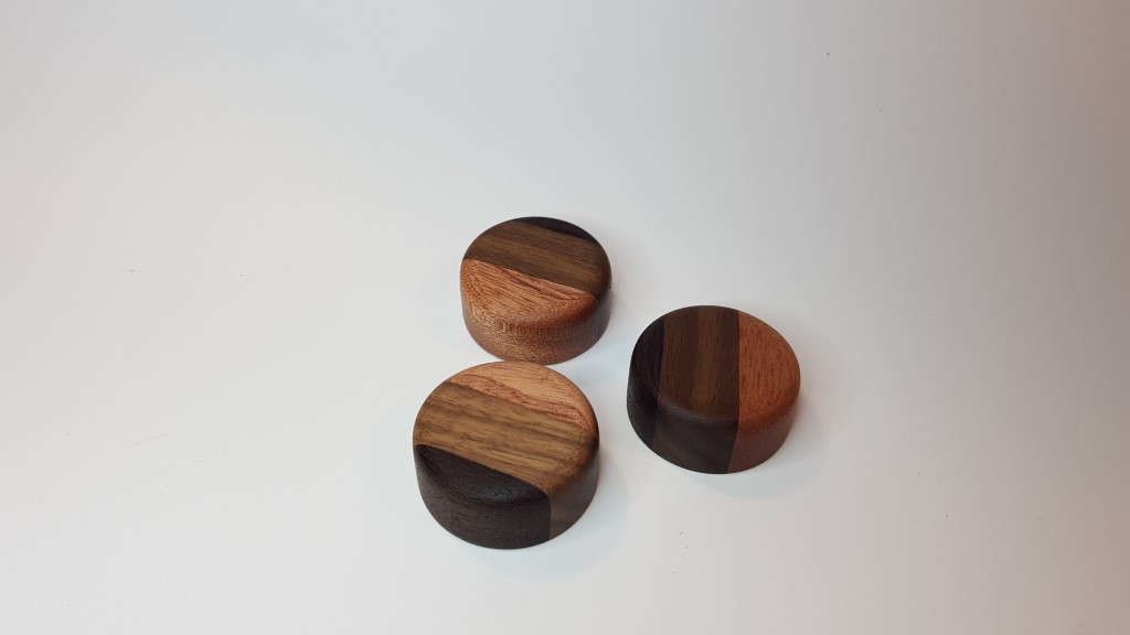 Flaschenöffner rund - Wenge, Nuss, Mahagoni (2)